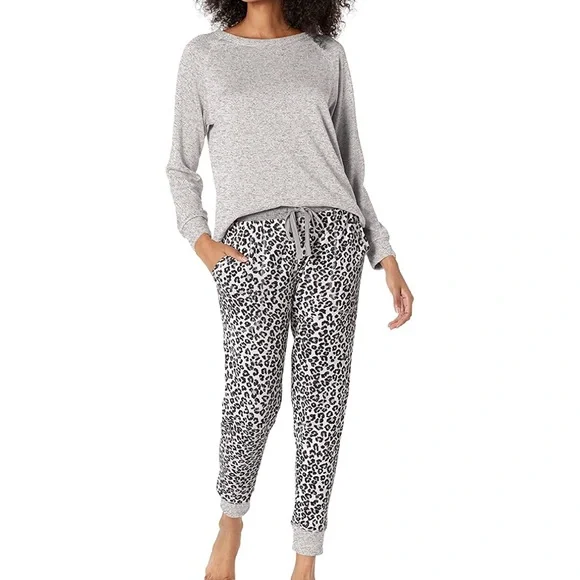 NWT Splendid Gray Leopard Hacci Pullover Jogger Pajama Set Size X-Large - Picture 1 of 14